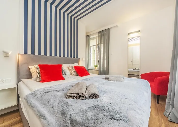 BH Properties, Apartament Długa 69